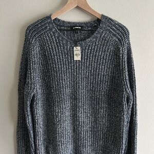 Chunky Knit Crew Neck Sweater SZ M